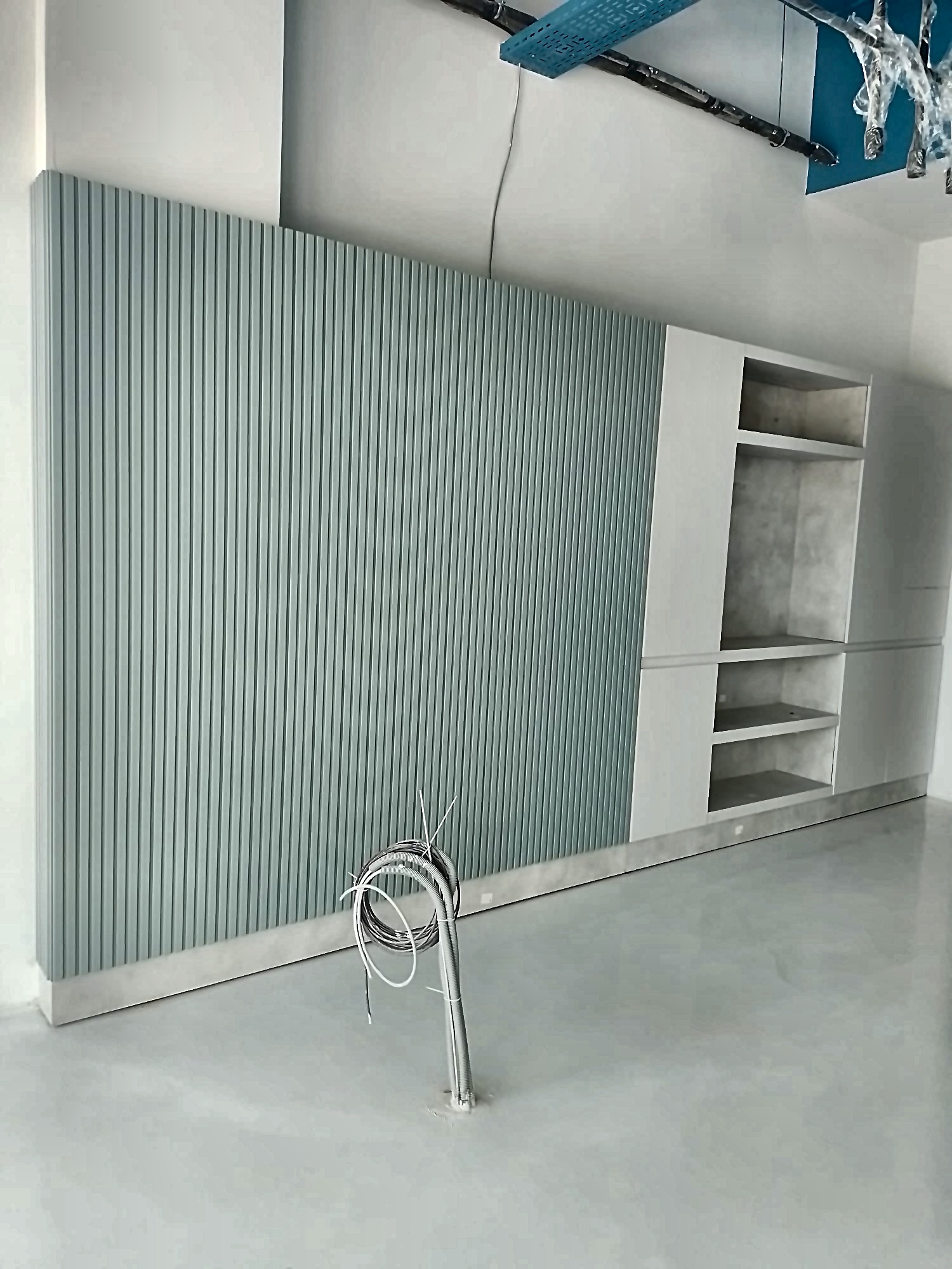 Interior photo 40