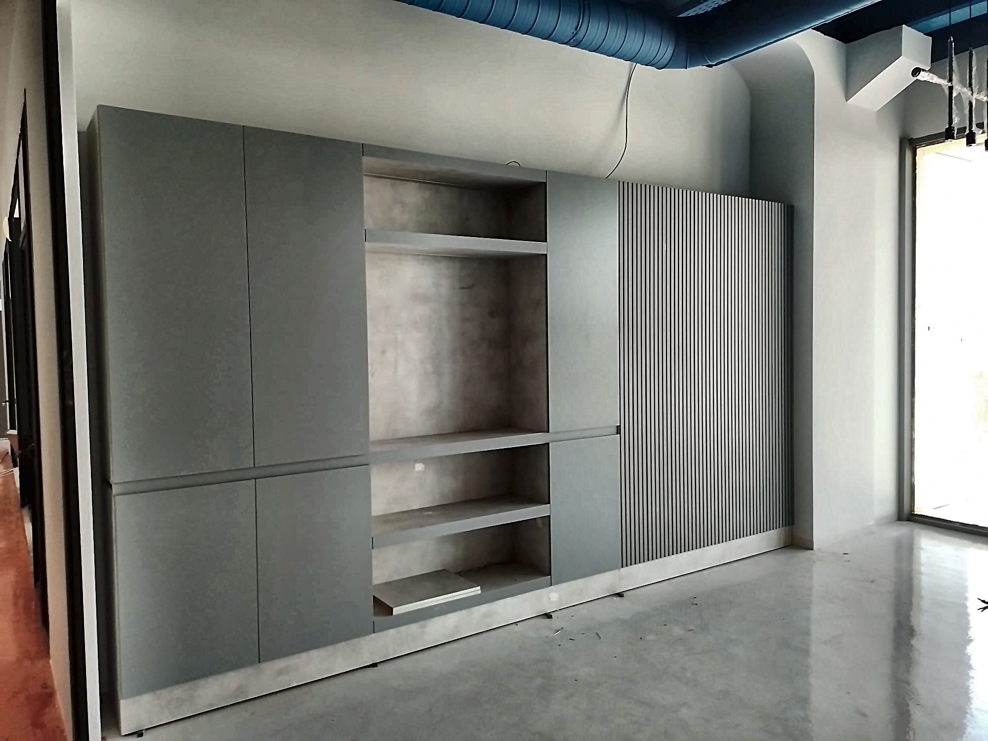 Interior photo 42