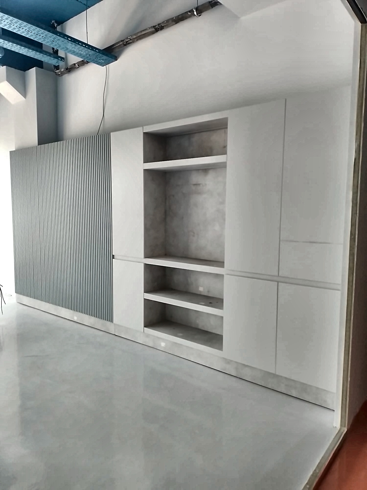 Interior photo 45